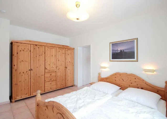 Haus Holstein By Rujana Sellin (Rugen)