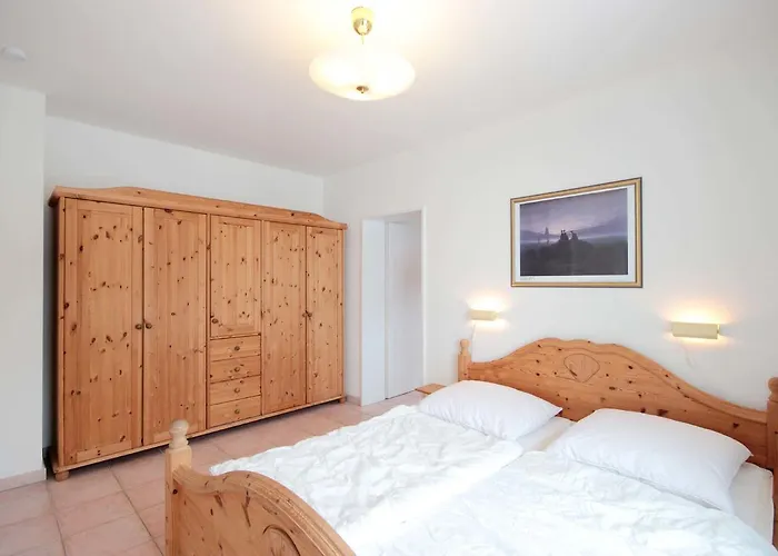 Haus Holstein By Rujana Sellin (Rugen)